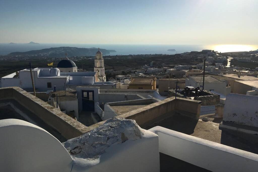 Santorini Folia Cave House With Jacuzzi Βίλα Πύργος Εξωτερικό φωτογραφία
