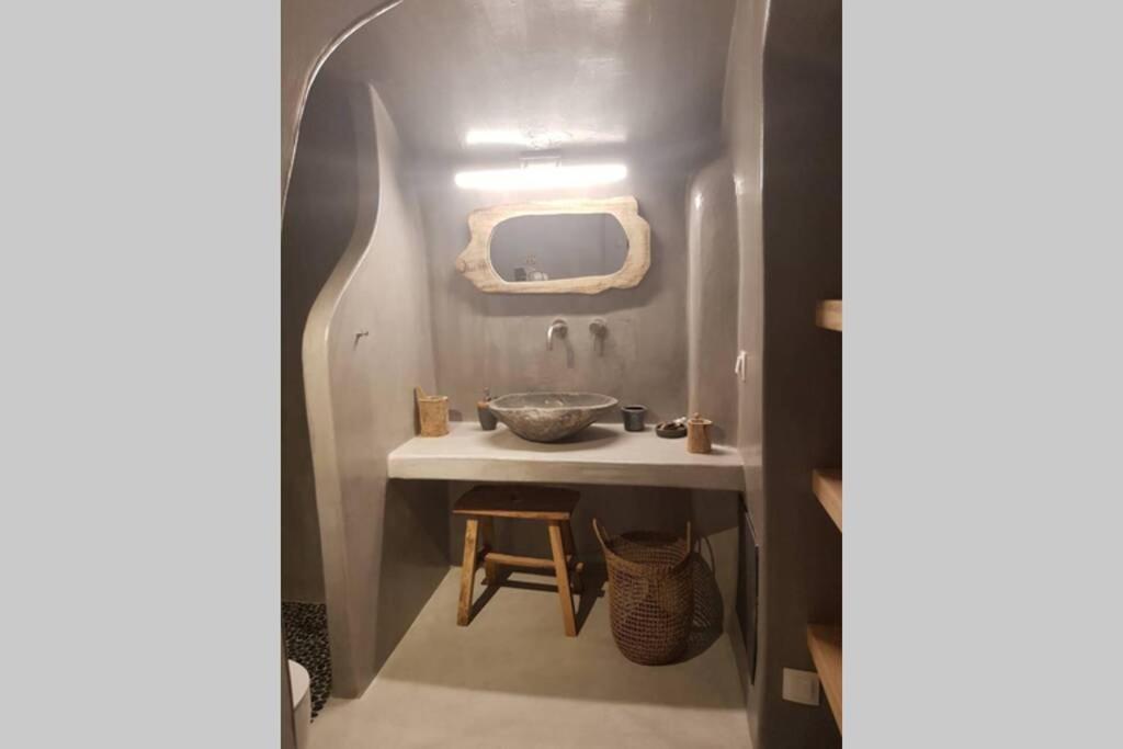 Santorini Folia Cave House With Jacuzzi Βίλα Πύργος Εξωτερικό φωτογραφία